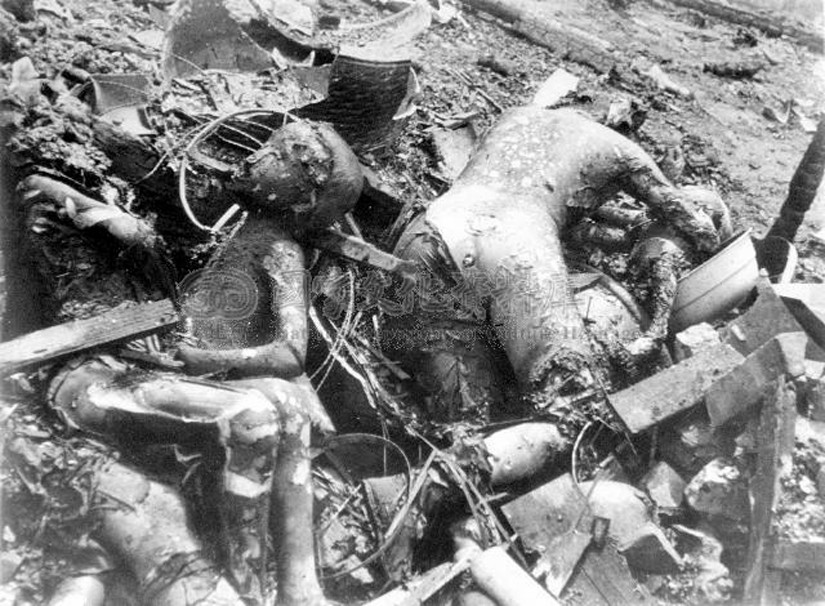 老照片 1938年被日军飞机轰炸后的武汉 怎一个惨字了得
