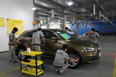 汽车保养的另类做法，这样的保养效果超乎你想象！