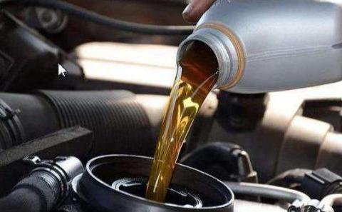 别让你的汽车太累了！行驶超过五万公里就要换这些东西！