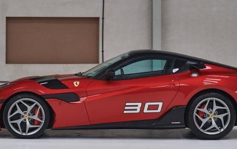 速递!新鲜的“法拉利“资讯全在这，看我就够了