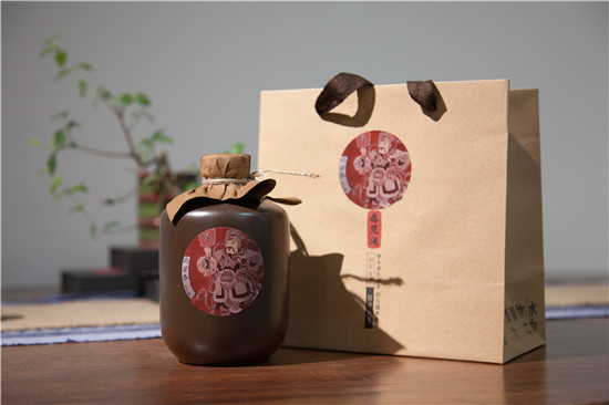凡书 ·衍艺 孟凡书艺术衍生品首发仪式在月亮河一水易空间举行