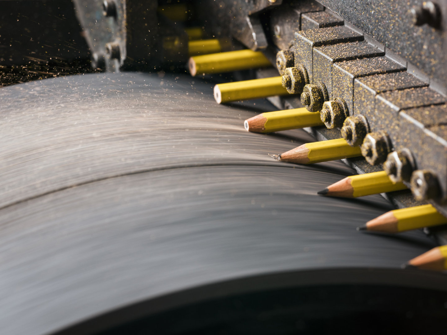 铅笔制作的复杂过程摄影师 Christopher Payne 花了几年时间与新泽铅笔摄影师工厂_新浪新闻