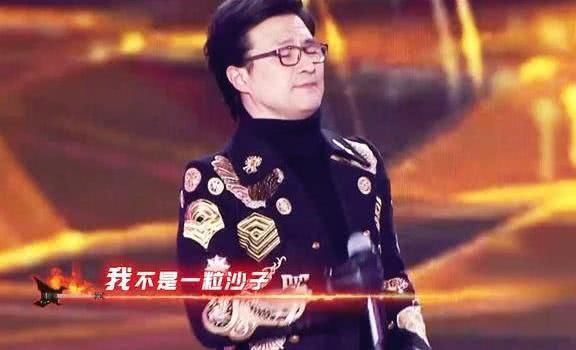 北京卫视跨年演唱会,汪峰登台献歌,强大肺活量