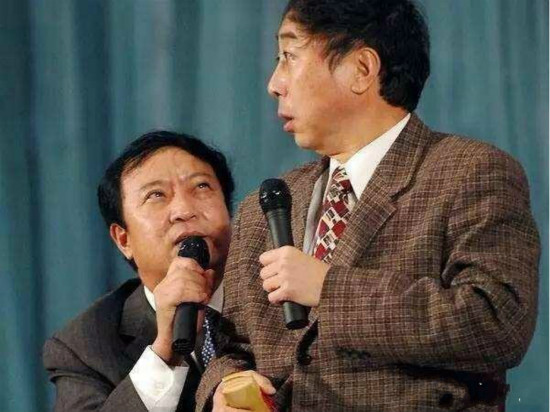 冯巩无缘2019央视春晚,何尝不是一件好事情