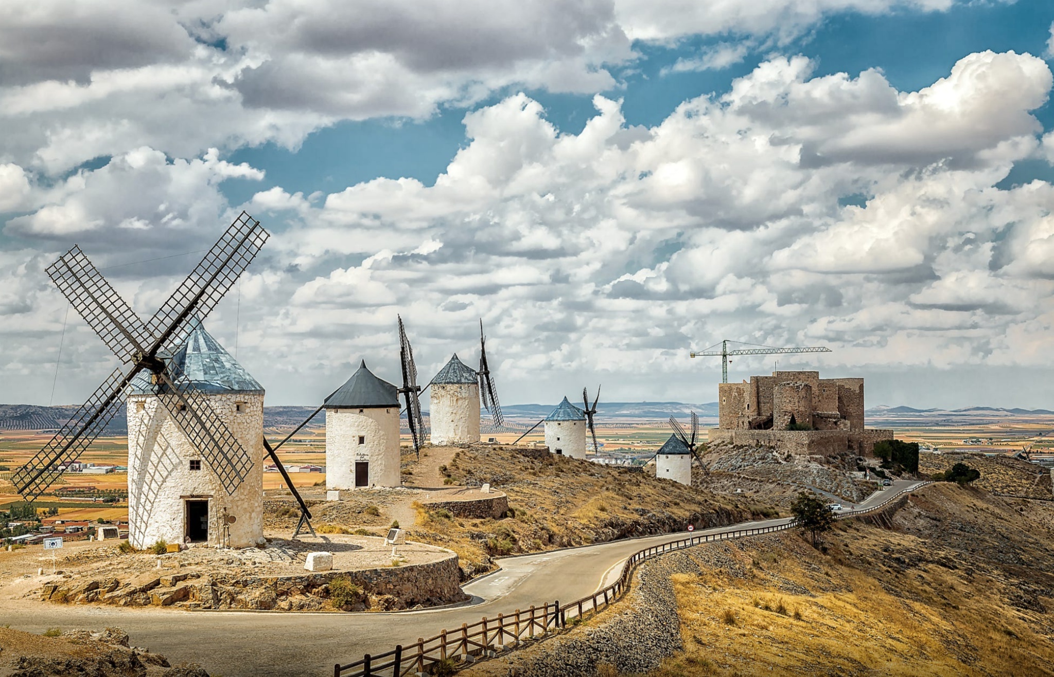 西班牙的风车小镇孔苏埃格拉
