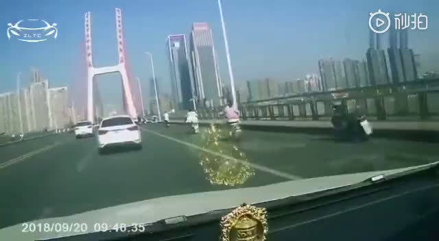 或许这就是很多城市禁电动车的原因