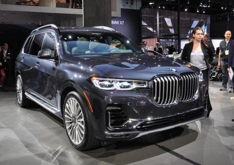 大G又添一劲敌！搭V8爆465马力，配“天使眼”+水晶档杆预计51万