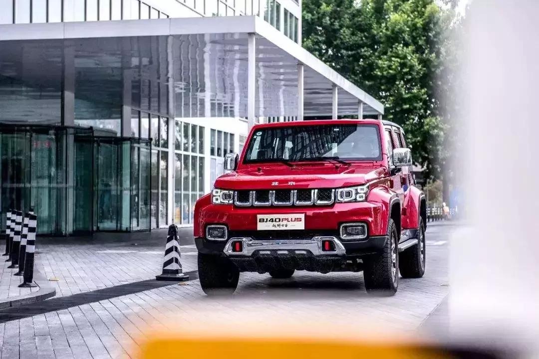 奔驰7座电动SUV明年国产，起售价才50万！