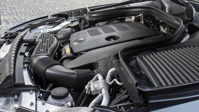 才诞生4年就超奥迪登顶?这大空间家用豪车,改灯变成小鲜肉