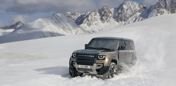 2020 Land Rover Defender 110 P400 X 还挺好看的