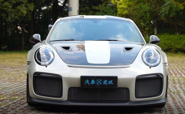 驾驶地表最强保时捷——911 GT2 RS是一种什么样的体验？