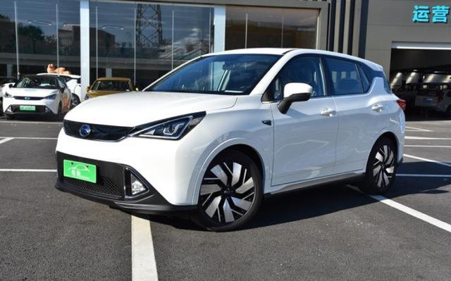 传祺再推纯电SUV,外观充满几何美,续航高达530km!