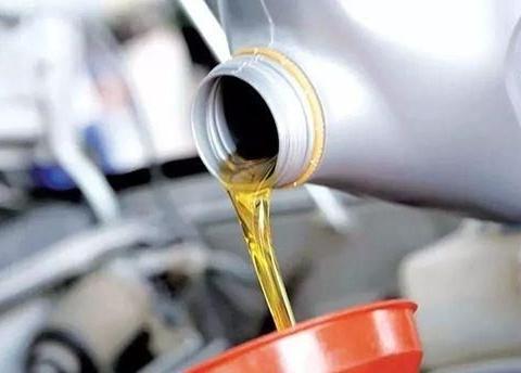 别一说保养就是换机油，这些地方不检查，你的车少开3年