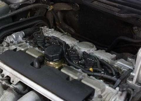 发动机积碳清理要多少钱？添加剂有用吗？