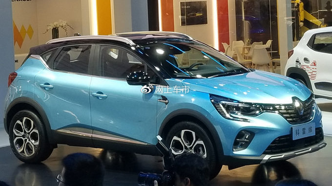 SUV界的又一“新星”？尺寸“大涨”，换奔驰同款引擎，与缤智谁值？