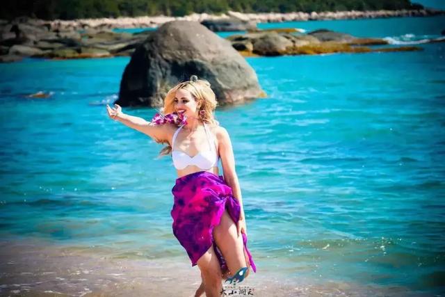 来自三亚人的反击,没有穿泳衣在海边踩过水的冬天,不叫冬天!