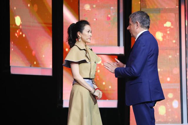 章子怡风衣_章子怡风衣照(3)