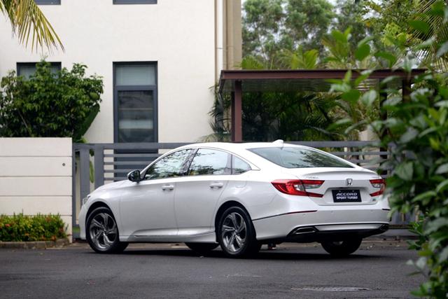 2018年试驾过印象最深刻的合资轿车:第十代本田雅阁