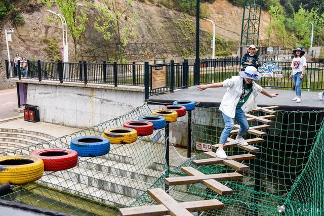 魔幻重庆最网红的景区，奥陶纪的尖叫指数到底有多高？