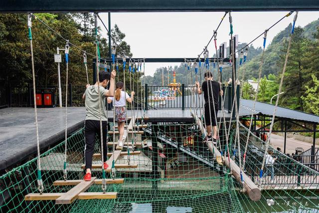 魔幻重庆最网红的景区，奥陶纪的尖叫指数到底有多高？