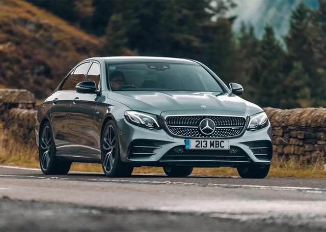 3.0T+48V，4.5秒破百！这款奔驰车官图发布，宝马劲敌来了