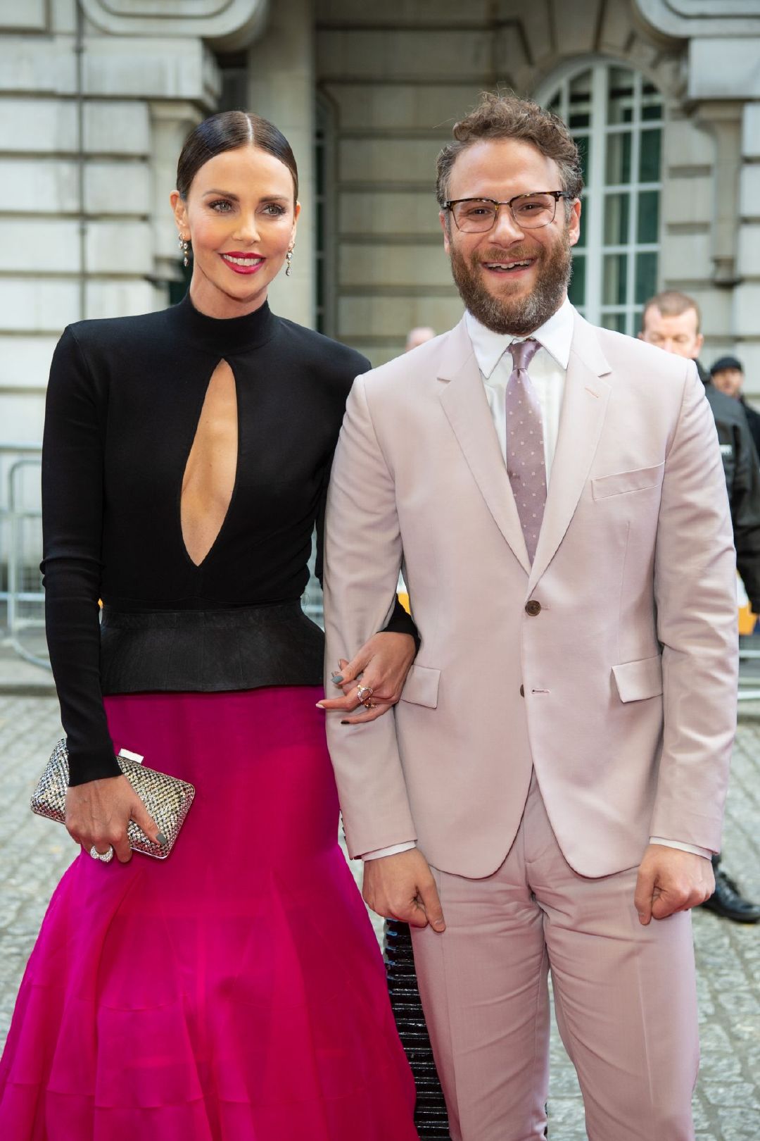 Charlize Theron在伦敦参加新片《漫长的过程》首映礼