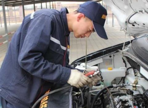 别再花冤枉钱了，这些道路救援是保险公司免费服务的