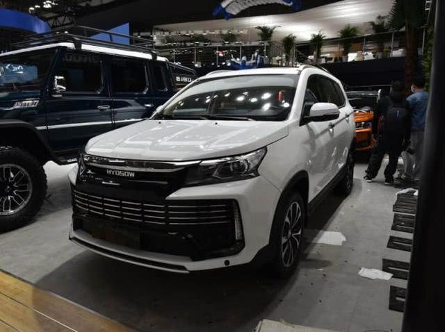 北汽新款suv,2.0T发动机加6AT,价格还不到10万!汉兰达该着急