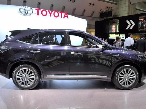 丰田再推神车，换新车标，7座不足19万，可惜不国产