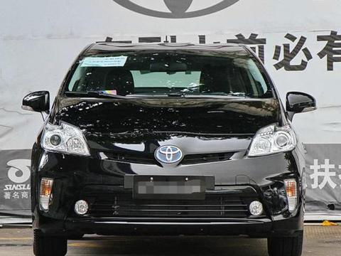 一汽丰田-普锐斯，外观大气时尚，你会喜欢吗？