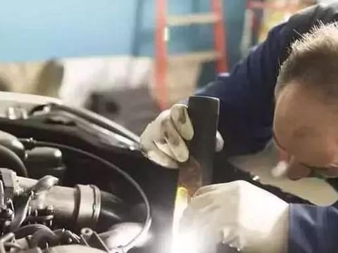 别让你的汽车太累了！行驶超过五万公里就要换这些东西