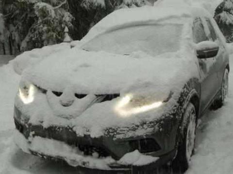 冬天汽车启动时，很多人都会在这里出错，不要等到拉缸才后悔！