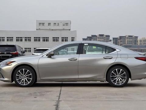 近期“雷克萨斯“动态汇总，都在这个专题里