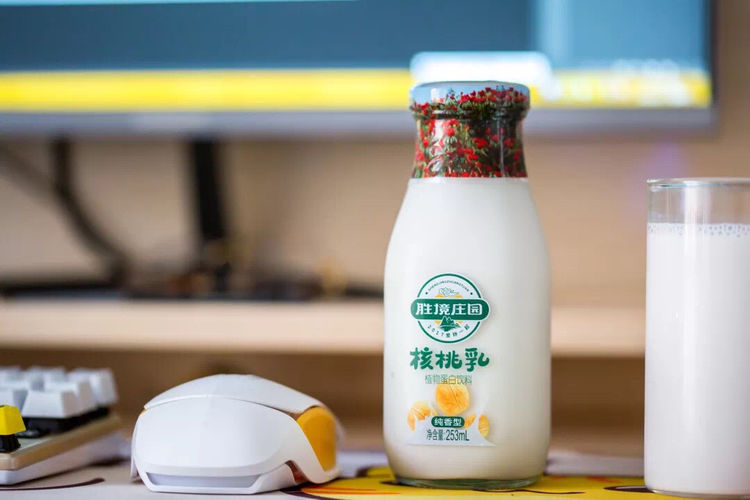 胜境庄园核桃乳公益演唱会 心系你我，爱满人间