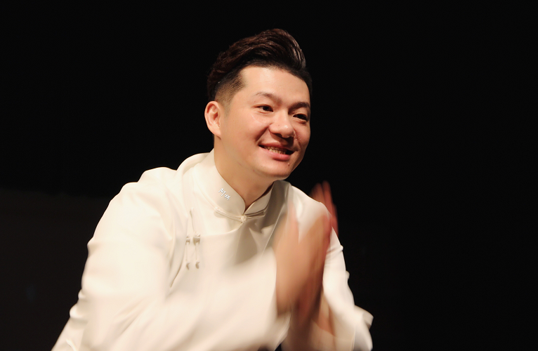 德云社"大辈"谢金,放下"身段"选择重生
