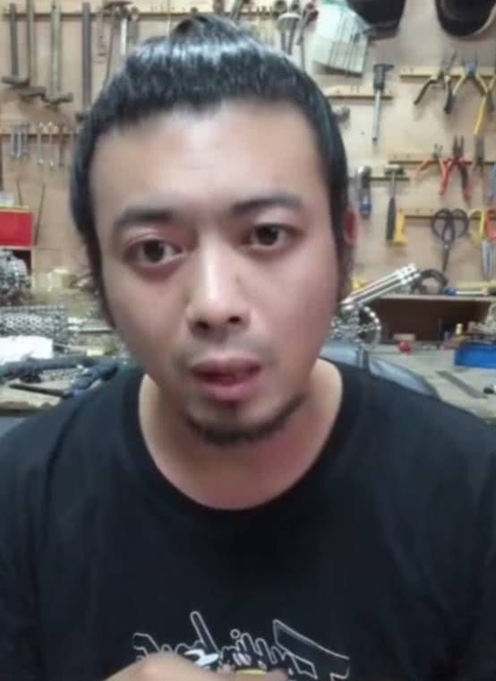 快手樊少皇发明都是无用良品?网友:一个摇鼓