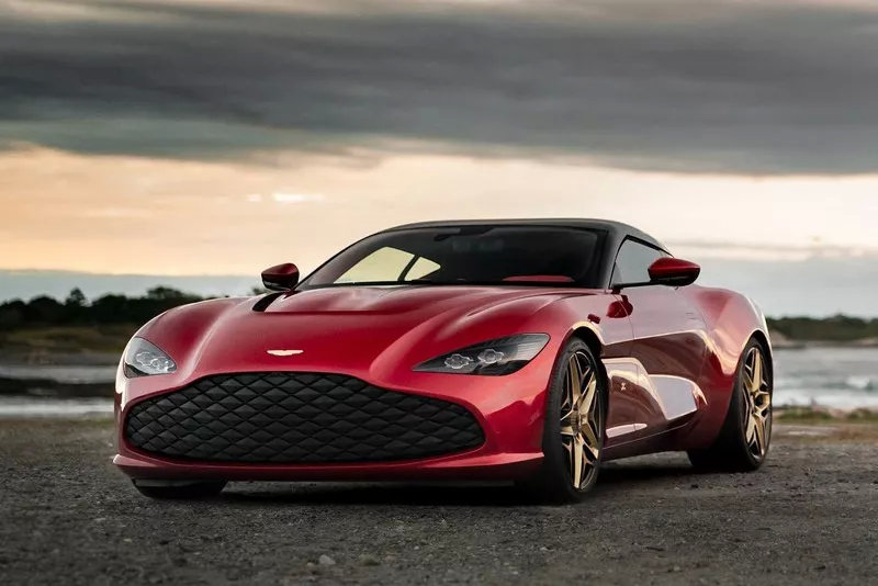 采用黄金车标,阿斯顿·马丁DBS GT Zagato更多官图发布