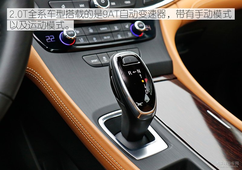 中年大叔去健身了,别克2019款君越28T评测,“瘦”得真俊朗!