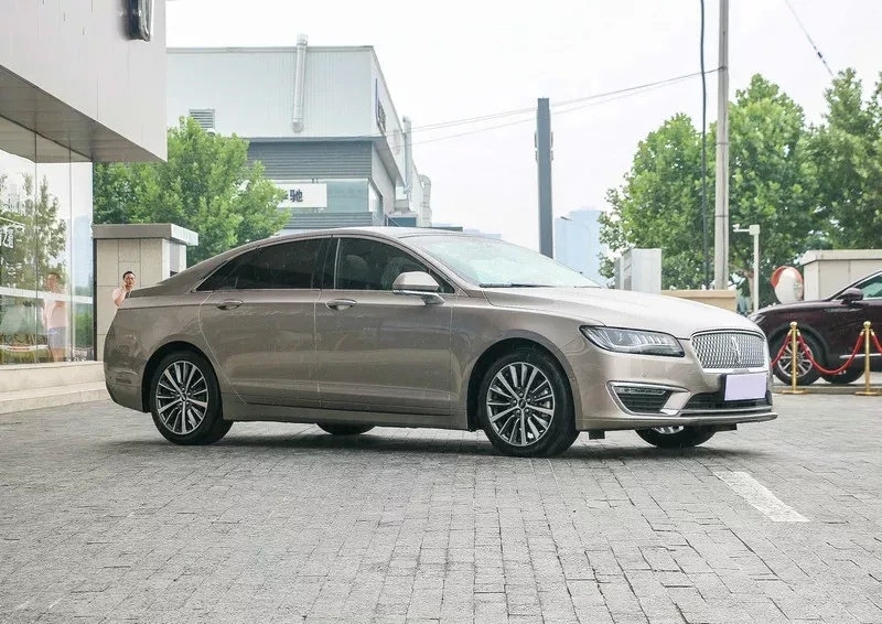 二十万买台美系总统座驾,林肯MKZ真的是台被低估的好车?