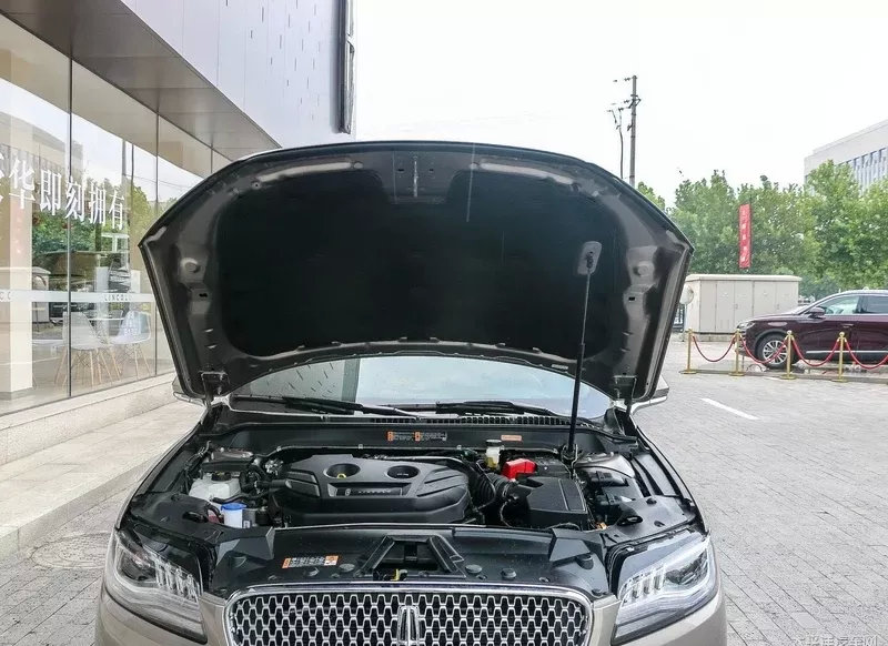 二十万买台美系总统座驾,林肯MKZ真的是台被低估的好车?