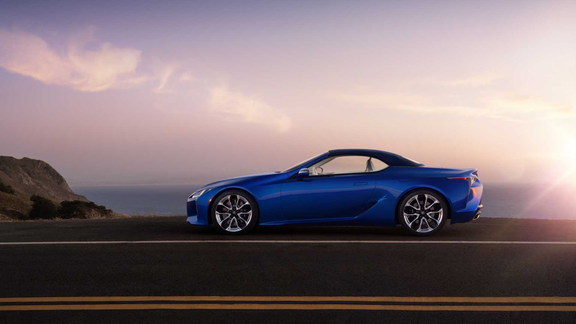 LC500 软顶敞篷版官图来了，这个配色真是美哭了