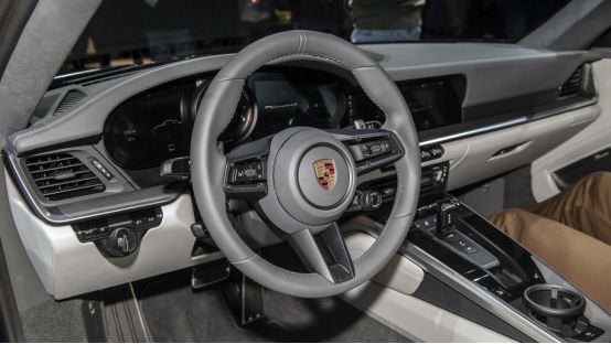 保时捷新款911发布,却带来一个重要信息!