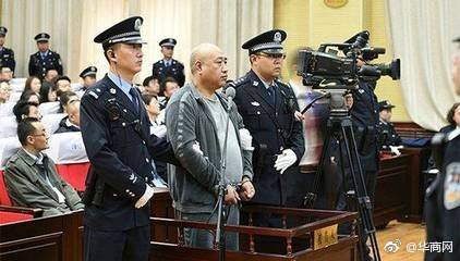 1988年5月至2002年2月间,被告人高承勇在甘肃省白银市,内蒙古自治区
