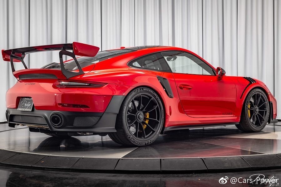 好看哭了红内红外保时捷911gt2rs