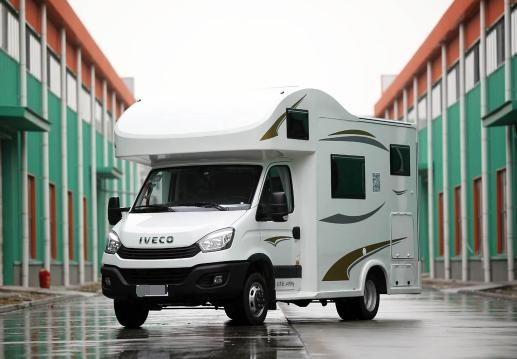 雪豹房车C型(欧胜)首发亮相,内饰温馨，3.0T发动机匹配8AT变速箱