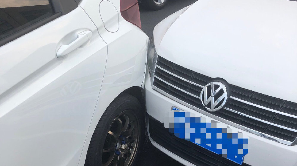 笔者经验之谈，交通事故发生后该这样处理！不仅省时还省力！