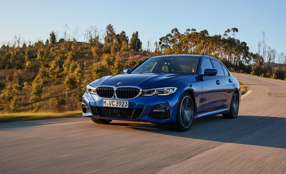 遇见2019款宝马3系，你对这一抹耀眼蓝心动了吗?