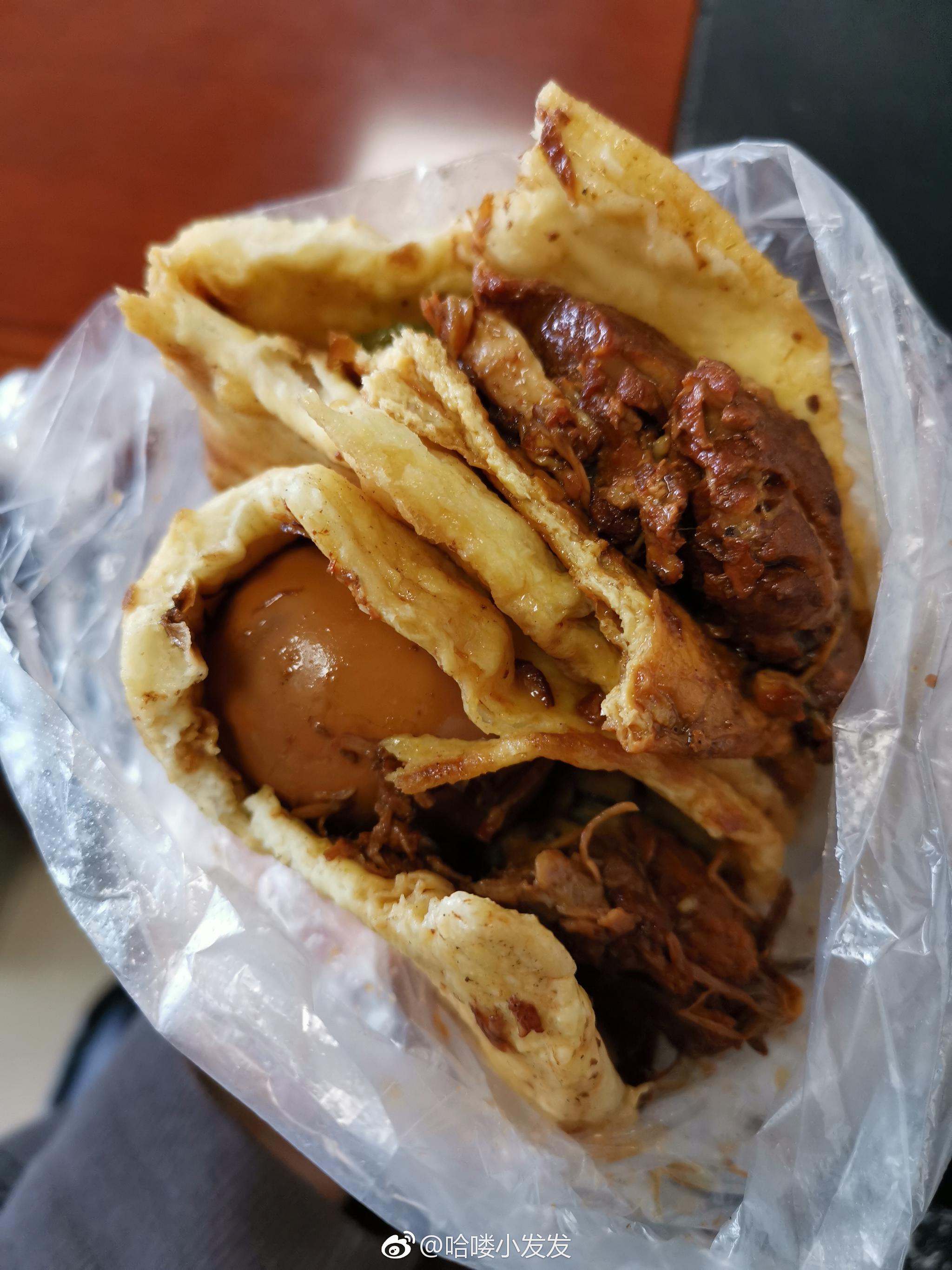 终于吃到了王虎子大饼