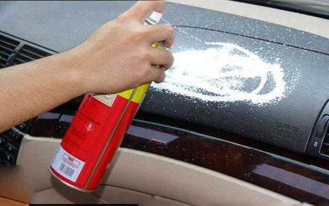 别再被4S店坑钱了，汽车上这5个项目自己动手换，省钱又便捷