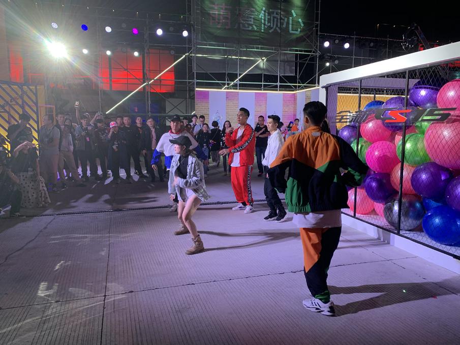 �Ŀ�֮����������Ҫ��ȫ�³���CS15��